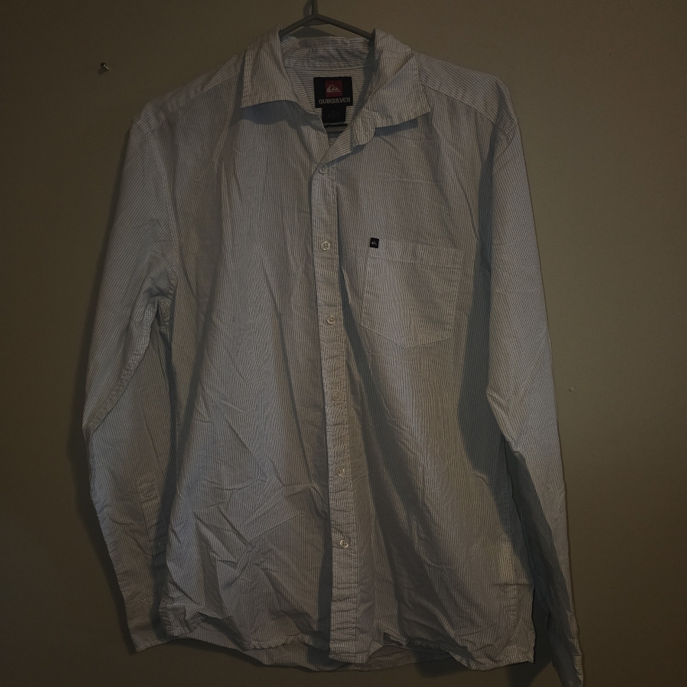 3/20.00. Mens Quicksilver Shirt